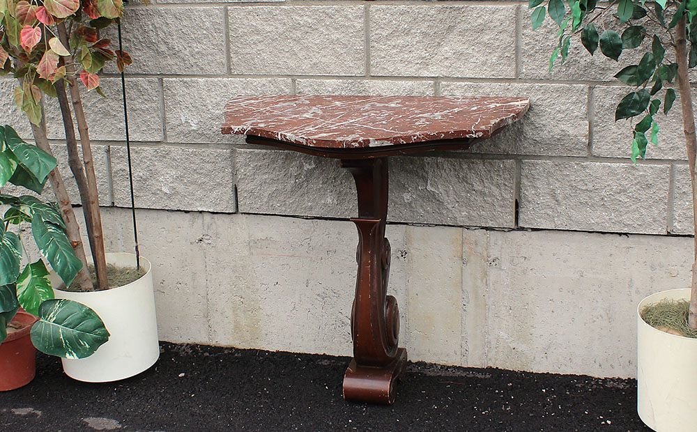 Table murale avec dessus en marbre