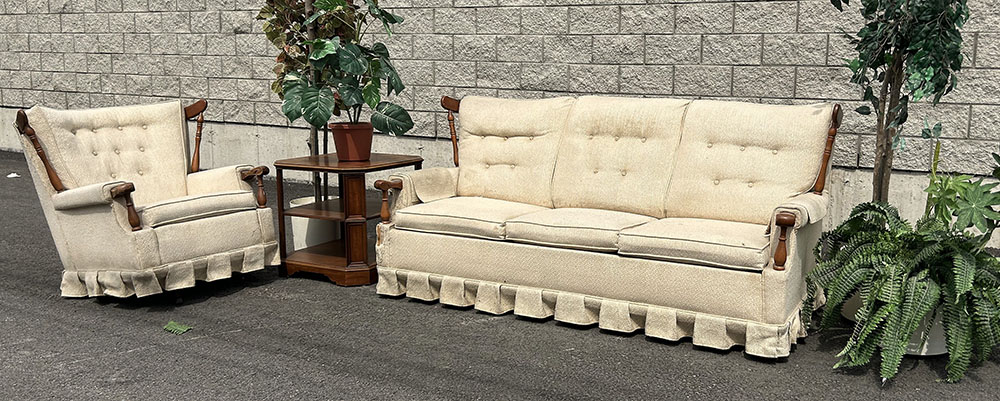 Sofa-lit et chaise berçante