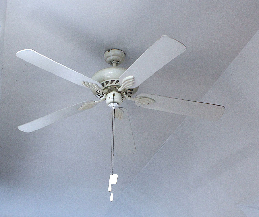 Ventilateur résidentiel plafond