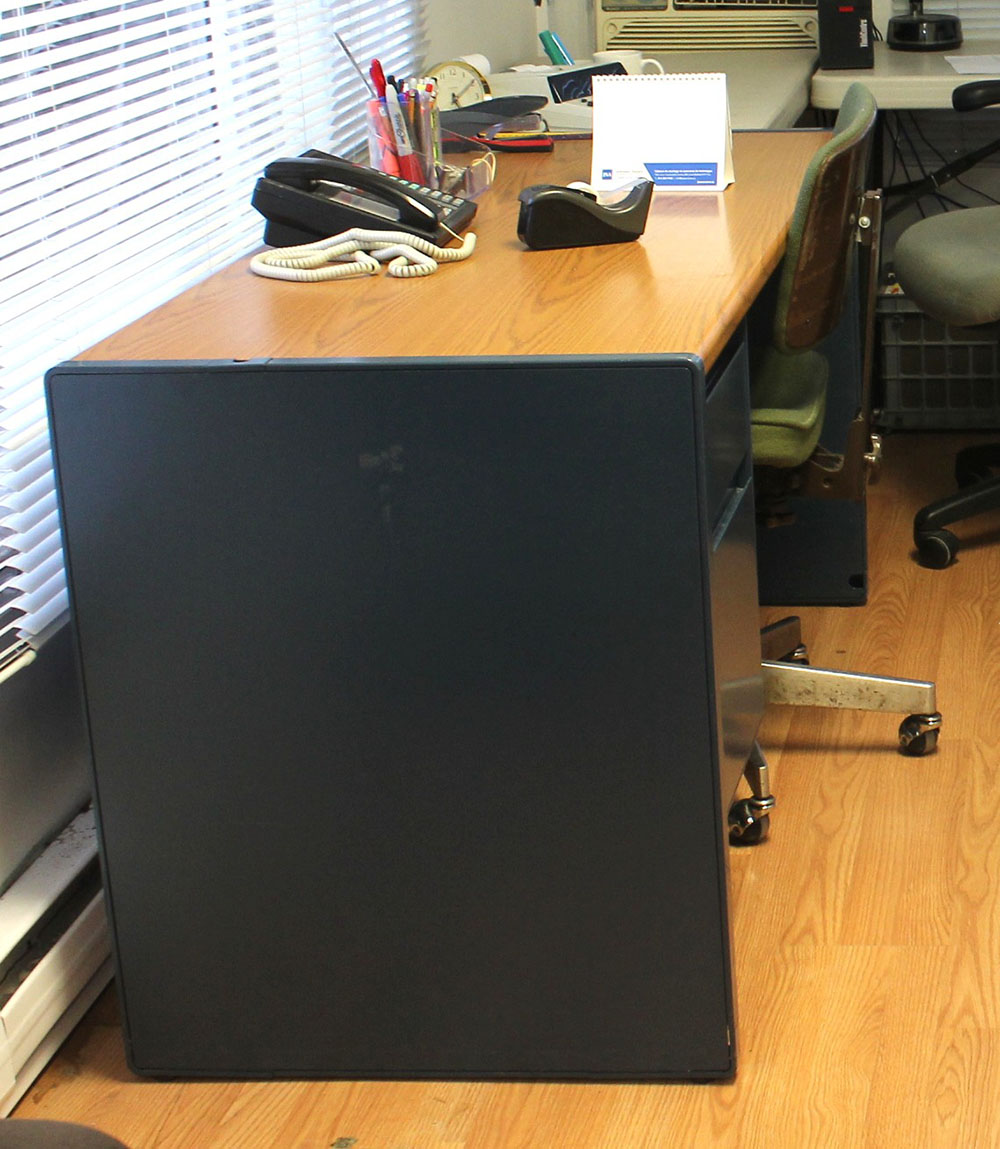 Bureau bleu, 2 tiroirs